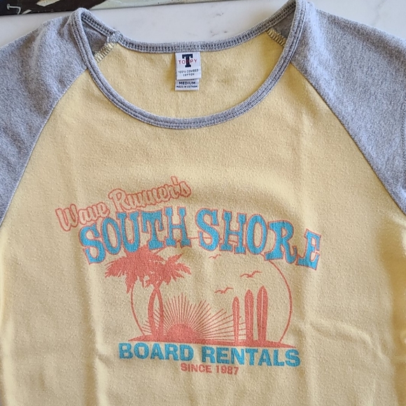 TOPPY  T-SHIRT - Picture 2 of 7